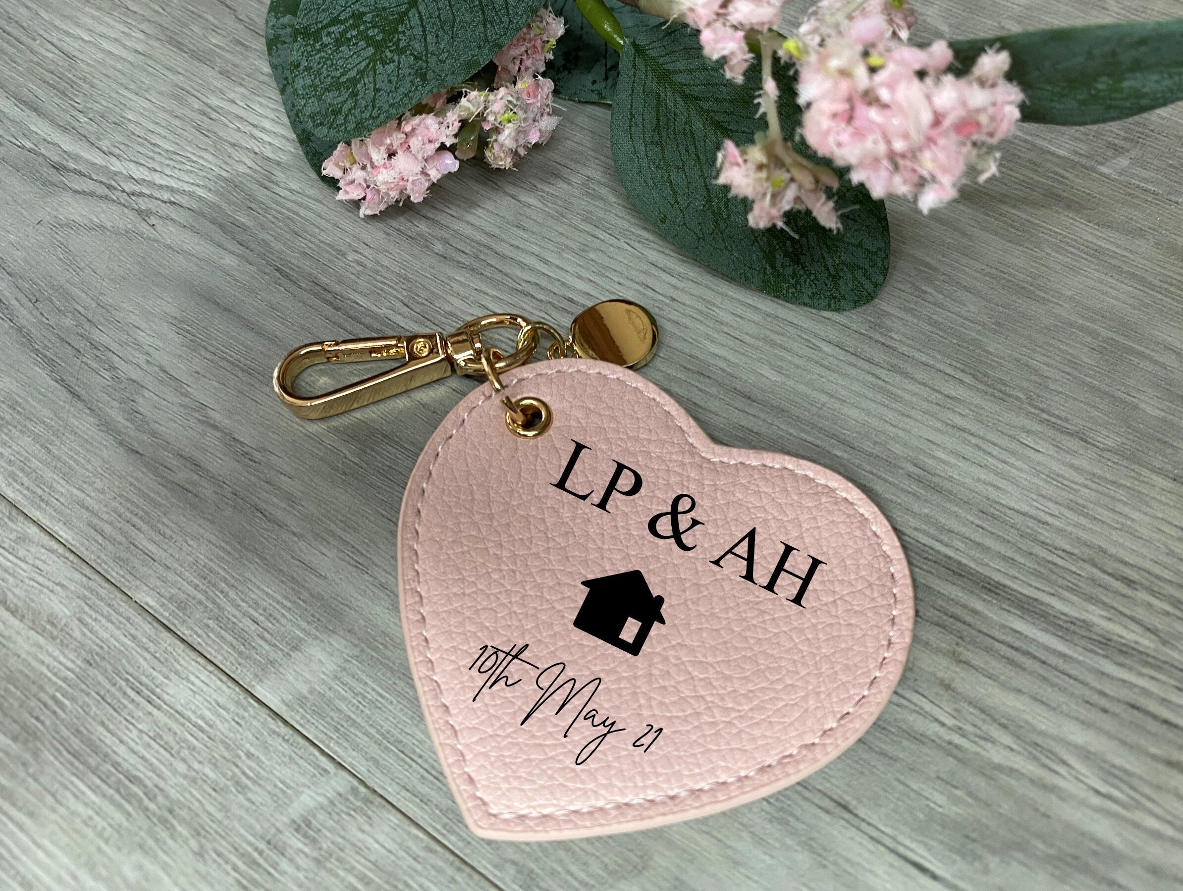 New home sale personalised keyring