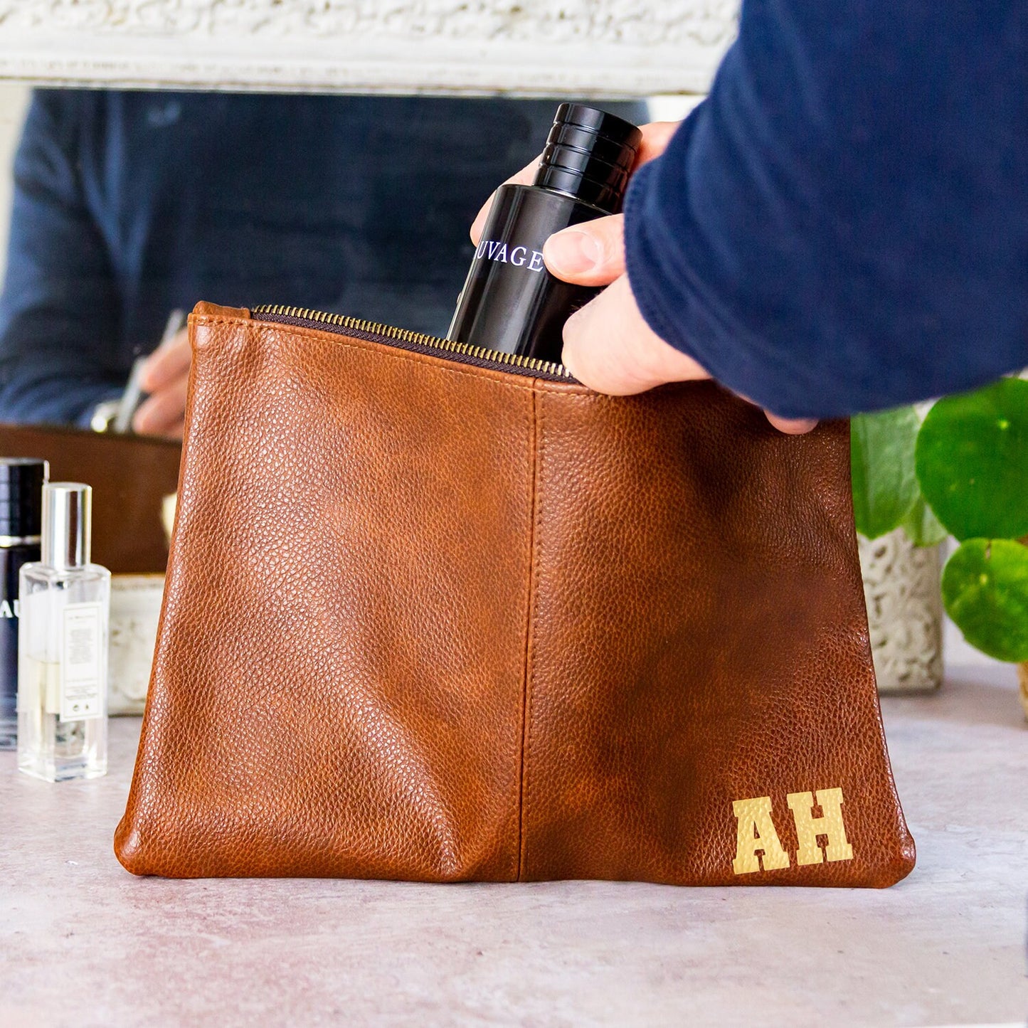 Personalised Dad Washbag, Father Wash Bag, Daddy Gifts, Christmas Dad Gift, Leather Look Wash Bag, Initial Washbag, Beard Gift, Men's Gift